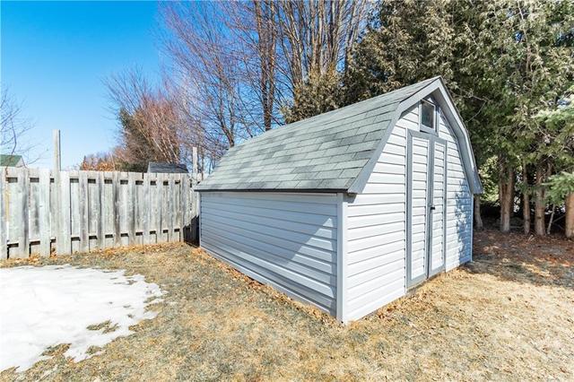 18 Briarwood Drive, House detached with 4 bedrooms, 2 bathrooms and 4 parking in Petawawa ON | Image 26