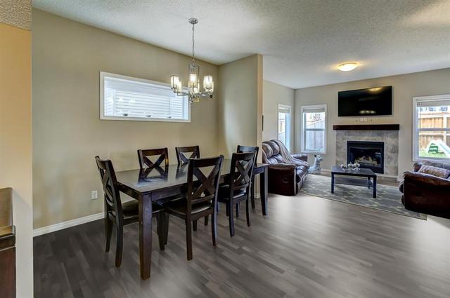 29 Sage Valley Road Nw, House detached with 3 bedrooms, 2 bathrooms and 2 parking in Calgary AB | Image 3