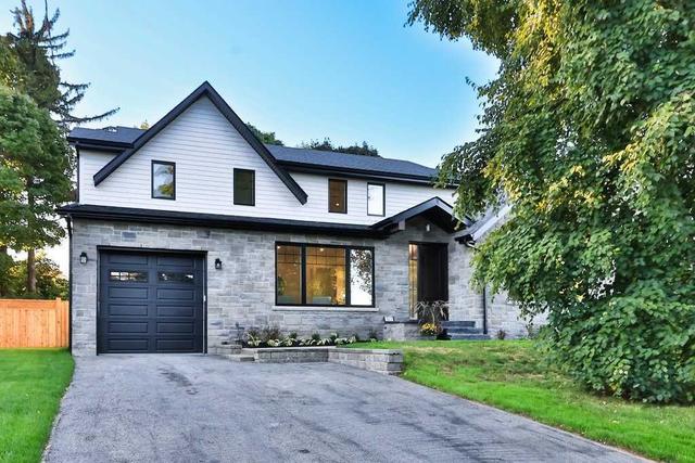 527 Oneida Dr, House detached with 4 bedrooms, 5 bathrooms and 5 parking in Burlington ON | Image 1