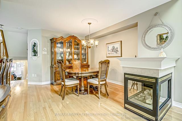 3 - 223 Rebecca St, Townhouse with 3 bedrooms, 4 bathrooms and 2 parking in Oakville ON | Image 28