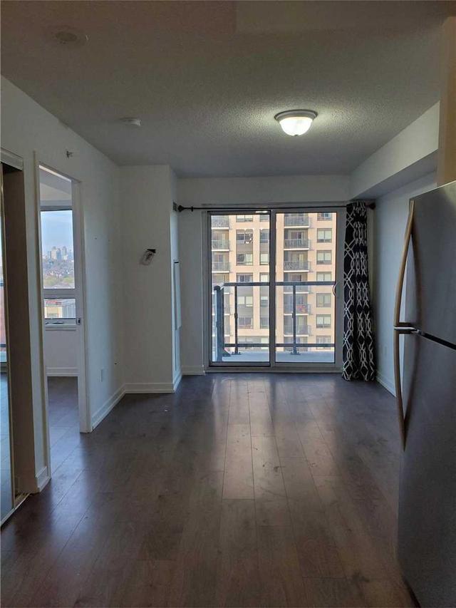 1211 - 1420 Dupont St, Condo with 1 bedrooms, 1 bathrooms and 1 parking in Toronto ON | Image 3