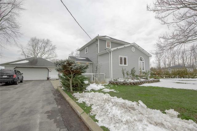 554 Holloway Bay Rd, House detached with 3 bedrooms, 2 bathrooms and 17 parking in Port Colborne ON | Image 15