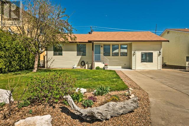 35 Bayview Crescent, House detached with 3 bedrooms, 2 bathrooms and 1 parking in Osoyoos BC | Image 21