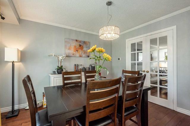 79 Hartnell Sq, Townhouse with 3 bedrooms, 3 bathrooms and 3 parking in Brampton ON | Image 2