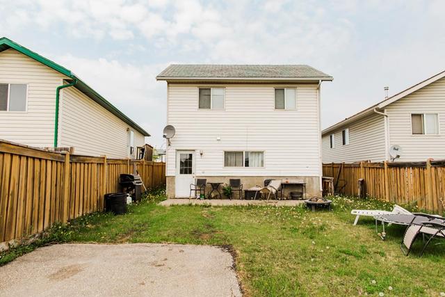 7341 106 Street, House detached with 3 bedrooms, 2 bathrooms and 4 parking in Grande Prairie AB | Image 31