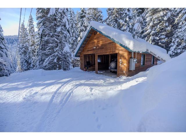 6225 Porto Rico Ymir Road, House detached with 3 bedrooms, 2 bathrooms and null parking in Central Kootenay G BC | Image 92