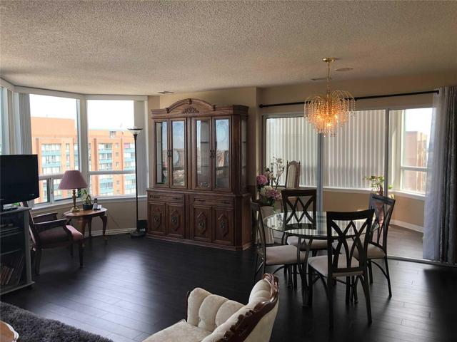 2303 - 135 Hillcrest Ave, Condo with 2 bedrooms, 2 bathrooms and 1 parking in Mississauga ON | Image 3