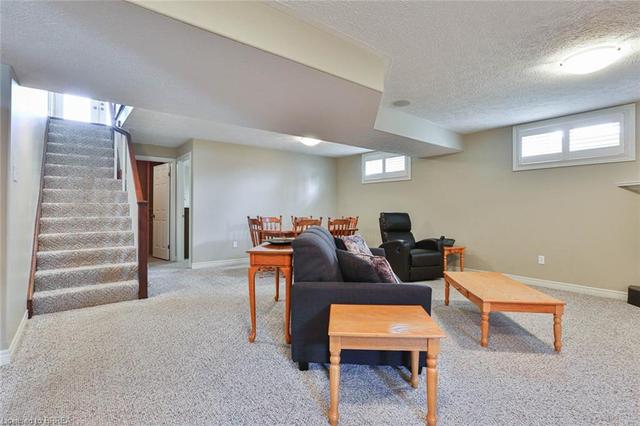 24 Zavarella Court, House detached with 2 bedrooms, 2 bathrooms and 6 parking in Brant ON | Image 27