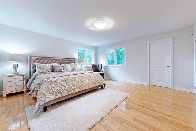 12 Kenton Dr, House detached with 4 bedrooms, 5 bathrooms and 4 parking in Toronto ON | Image 27