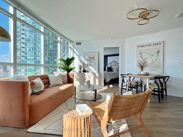 1805 - 215 Fort York Blvd, Condo with 2 bedrooms, 1 bathrooms and 1 parking in Toronto ON | Image 17