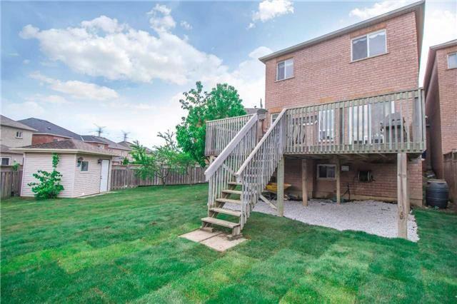 706 Rossellini Dr, House attached with 4 bedrooms, 3 bathrooms and 3 parking in Mississauga ON | Image 17