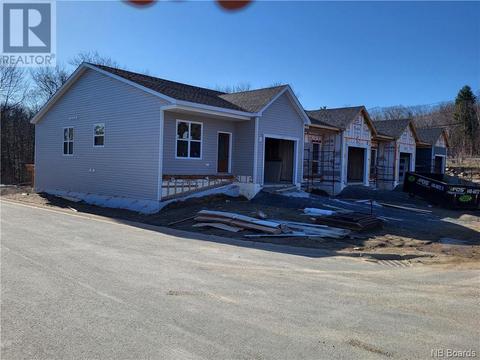 10 Edith Lane, House detached with 3 bedrooms, 3 bathrooms and null parking in Saint Marys NB | Card Image