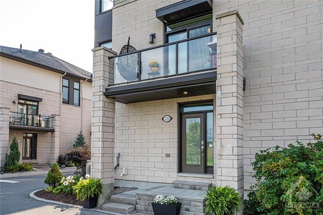 529 Chaperal Private, Townhouse with 2 bedrooms, 2 bathrooms and 2 parking in Ottawa ON | Image 3