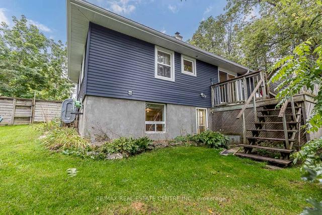 17257 Old Main St, House detached with 2 bedrooms, 2 bathrooms and 4 parking in Caledon ON | Image 32