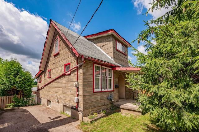 38 Hardy St, House detached with 3 bedrooms, 1 bathrooms and 4 parking in Guelph ON | Image 34