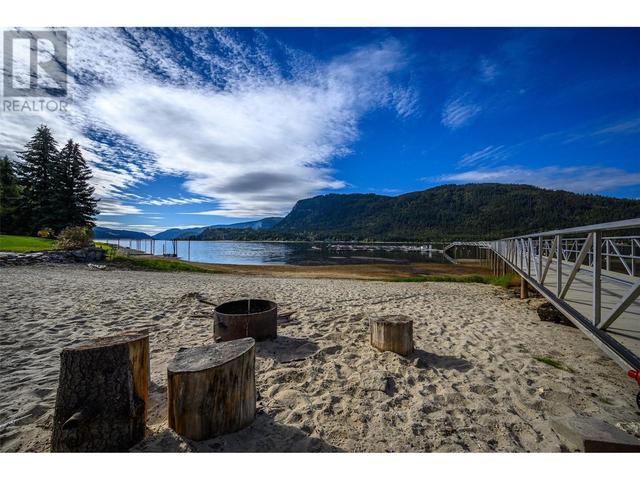 302 - 302 Mara Lake Lane, Condo with 3 bedrooms, 3 bathrooms and 2 parking in Sicamous BC | Image 7