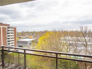 807 - 212 Kerr St, Condo with 2 bedrooms, 1 bathrooms and 1 parking in Oakville ON | Image 10