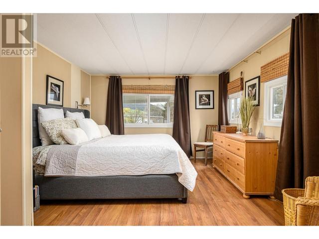 2449 Dallas Road, House other with 3 bedrooms, 2 bathrooms and 3 parking in Vernon BC | Image 14