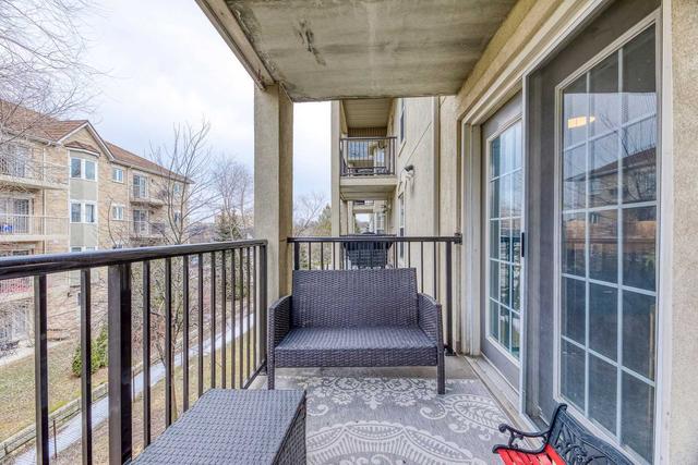 315 - 1431 Walkers Line, Condo with 2 bedrooms, 2 bathrooms and 1 parking in Burlington ON | Image 9