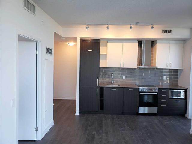 1910 - 125 Redpath Ave, Condo with 2 bedrooms, 2 bathrooms and 1 parking in Toronto ON | Image 21