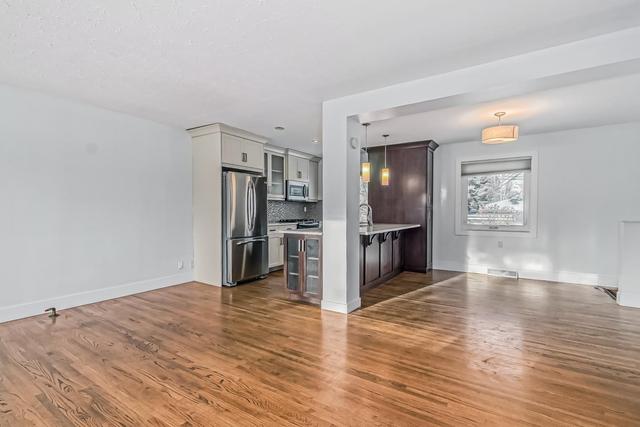 10 Mayfair Road Sw, House detached with 4 bedrooms, 2 bathrooms and 3 parking in Calgary AB | Image 8
