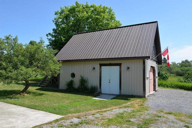 2462 Freeman Road, House detached with 3 bedrooms, 1 bathrooms and 10 parking in South Frontenac ON | Image 32
