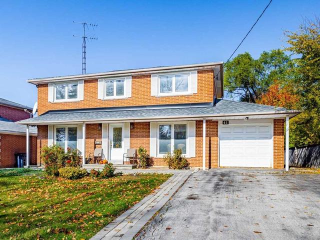 41 Waddington Cres N, House detached with 4 bedrooms, 4 bathrooms and 5 parking in Toronto ON | Image 23