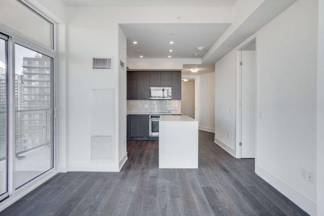 uph 04 - 38 Iannuzzi St, Condo with 2 bedrooms, 2 bathrooms and 1 parking in Toronto ON | Image 6