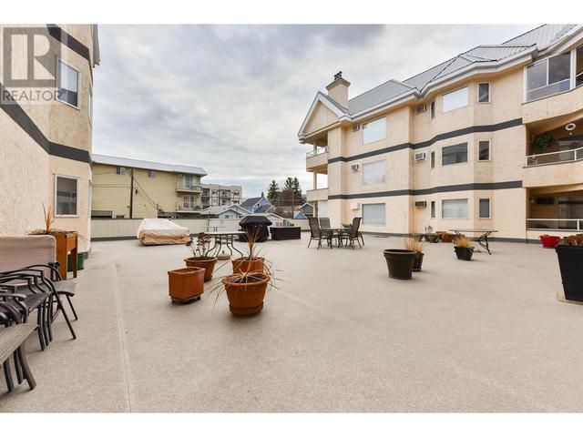 102 - 374 Winnipeg Street, Condo with 2 bedrooms, 2 bathrooms and null parking in Penticton BC | Image 29