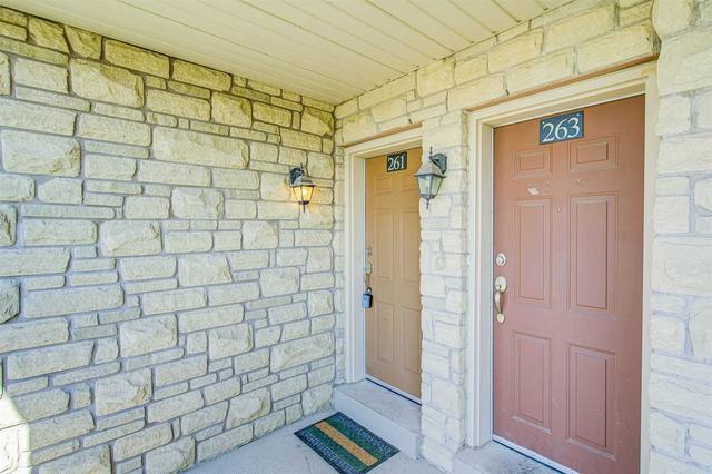 261 Aldergrove Dr, Townhouse with 2 bedrooms, 2 bathrooms and 2 parking in Markham ON | Image 24