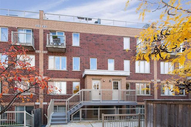 216 - 20 Elsie Lane, Townhouse with 2 bedrooms, 2 bathrooms and 1 parking in Toronto ON | Image 1