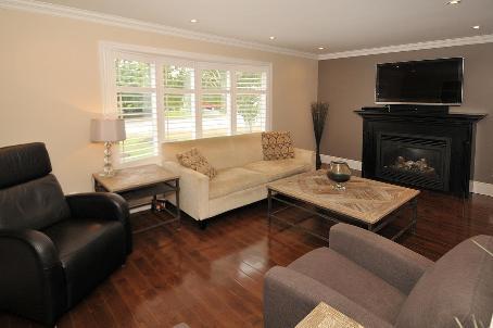 835 Hemlock Dr, House detached with 3 bedrooms, 2 bathrooms and 5 parking in Milton ON | Image 3