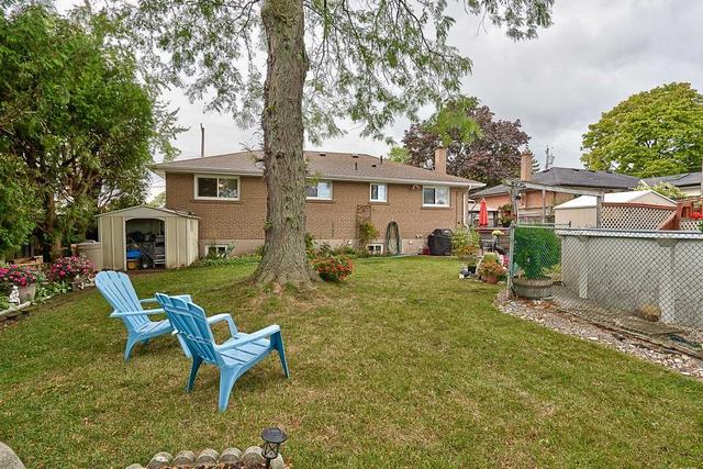 2210 Sunnydale Dr, House detached with 3 bedrooms, 2 bathrooms and 3 parking in Burlington ON | Image 21