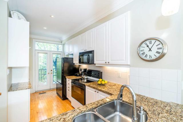 31 Macphail Ave, House attached with 3 bedrooms, 3 bathrooms and 1 parking in Toronto ON | Image 7