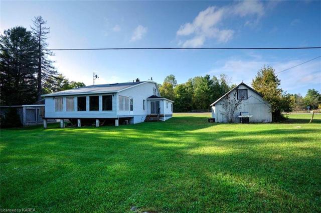 16027 Road 509, House detached with 3 bedrooms, 2 bathrooms and 6 parking in Central Frontenac ON | Image 10