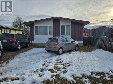 5111 51 Avenue, House detached with 3 bedrooms, 1 bathrooms and 1 parking in Pouce Coupe BC | Card Image