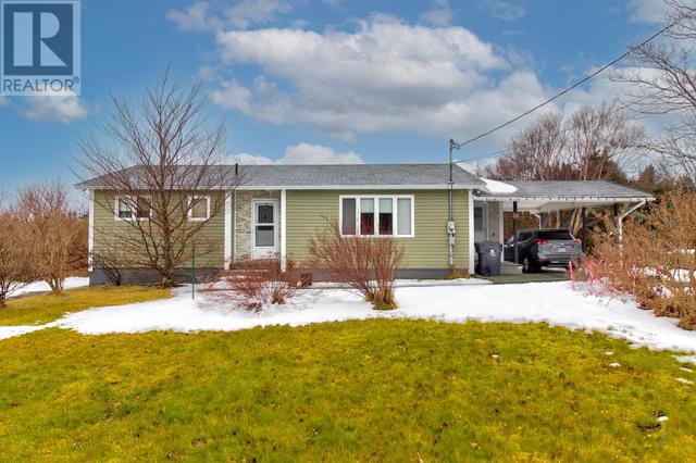 36 Lushs Road, House detached with 4 bedrooms, 2 bathrooms and null parking in Conception Bay South NL | Image 2