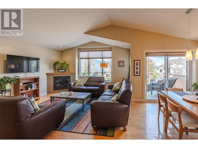 136 Westview Drive, House detached with 4 bedrooms, 3 bathrooms and 2 parking in Penticton BC | Image 8