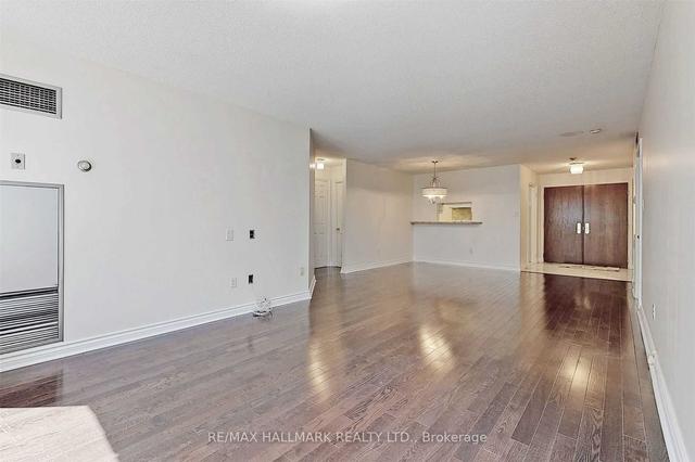 310 - 215 The Donway W, Condo with 2 bedrooms, 2 bathrooms and 1 parking in Toronto ON | Image 20