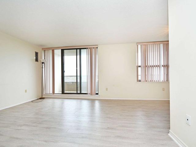 805 - 4 Kings Cross Rd, Condo with 1 bedrooms, 1 bathrooms and 1 parking in Brampton ON | Image 3