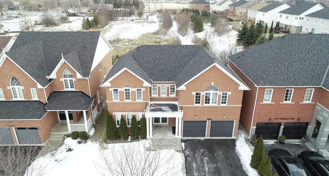 1493 Aldergrove Dr, House detached with 4 bedrooms, 3 bathrooms and 6 parking in Oshawa ON | Image 12