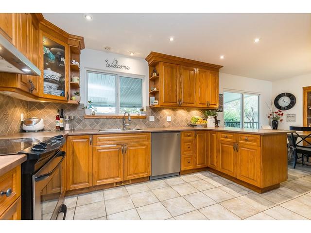 34616 Acorn Avenue, House detached with 4 bedrooms, 3 bathrooms and 8 parking in Abbotsford BC | Image 9