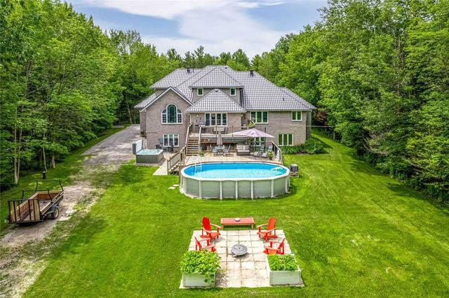 323 Scarlett Line, House detached with 4 bedrooms, 4 bathrooms and 18 parking in Oro Medonte ON | Image 32