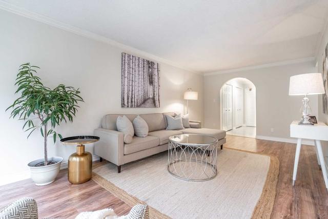 206 - 180 Limeridge Rd W, Condo with 2 bedrooms, 1 bathrooms and 1 parking in Hamilton ON | Image 9