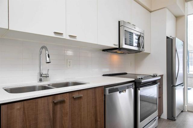 th7 - 30 Roehampton Ave, Condo with 2 bedrooms, 3 bathrooms and 1 parking in Toronto ON | Image 32