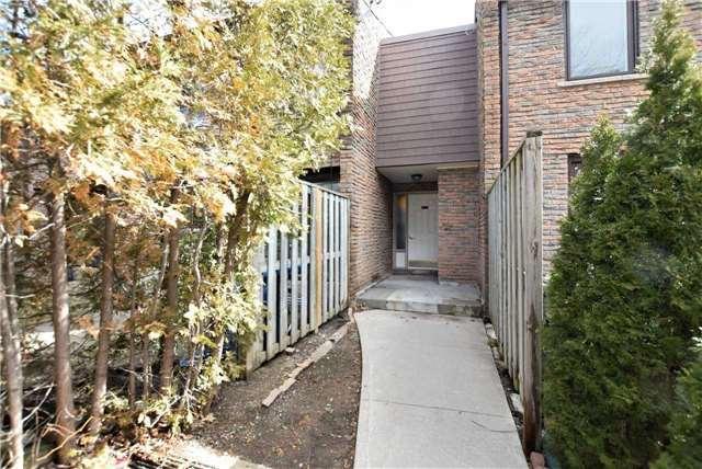 50 - 2605 Woodchester Dr, Townhouse with 4 bedrooms, 4 bathrooms and 2 parking in Mississauga ON | Image 2