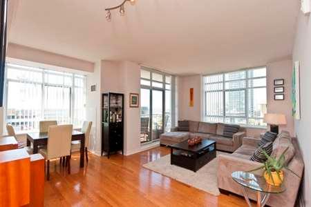 sp08 - 80 Mill St, Condo with 2 bedrooms, 2 bathrooms and 1 parking in Toronto ON | Image 3