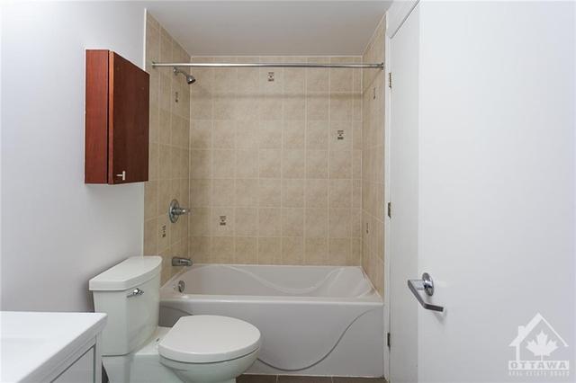 403 - 200 Rideau Street, Condo with 2 bedrooms, 2 bathrooms and 1 parking in Ottawa ON | Image 22