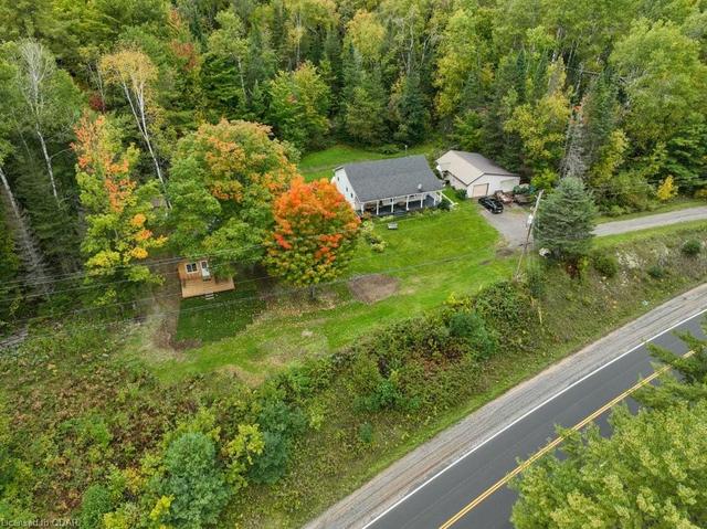 18776 Hwy 41, House detached with 3 bedrooms, 2 bathrooms and 8 parking in Addington Highlands ON | Image 8