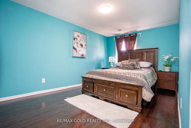 3 Jennifer Sq, House detached with 3 bedrooms, 2 bathrooms and 2 parking in Brampton ON | Image 14